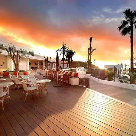 Apartment Big Beachfront In Los Cristianos! Arona (Tenerife)